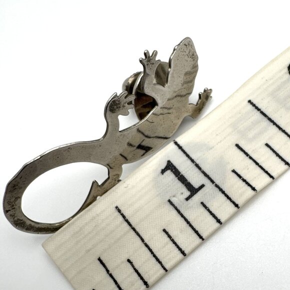 Wild Bryde Silver Tone Gecko Brooch Lapel Pin Metal Costume Jewelry 1.5" - Picture 6 of 6